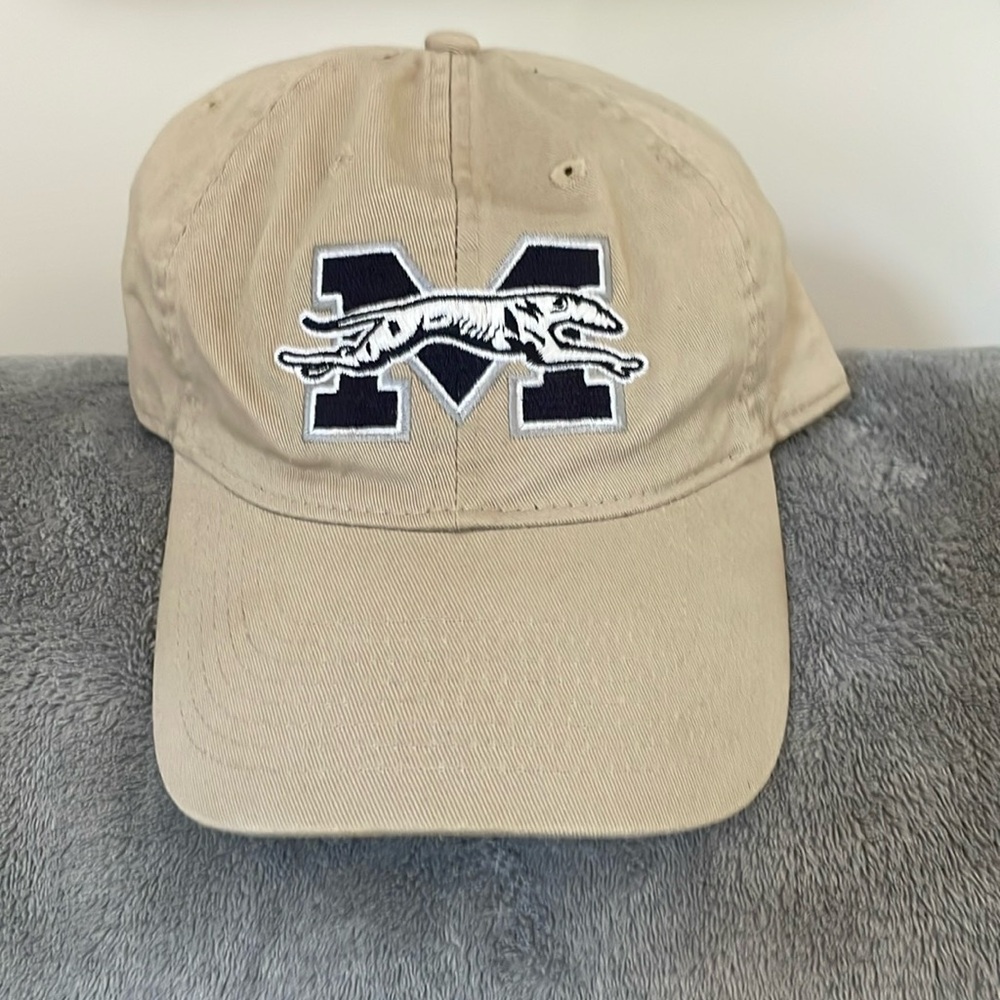 Moravian College baseball hat. Excellent condition. Tan.